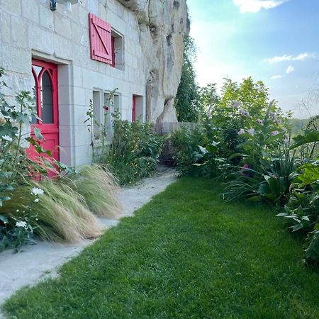 Gite Des Perreyeurs - Maison Troglodyte Avec Vue Sur Loire مونتسورو المظهر الخارجي الصورة